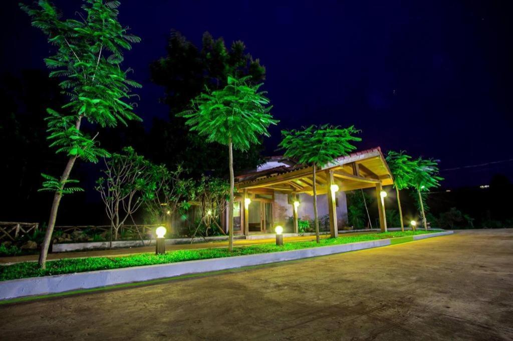 Mayura Hill Resort Sen Monourom Exteriör bild